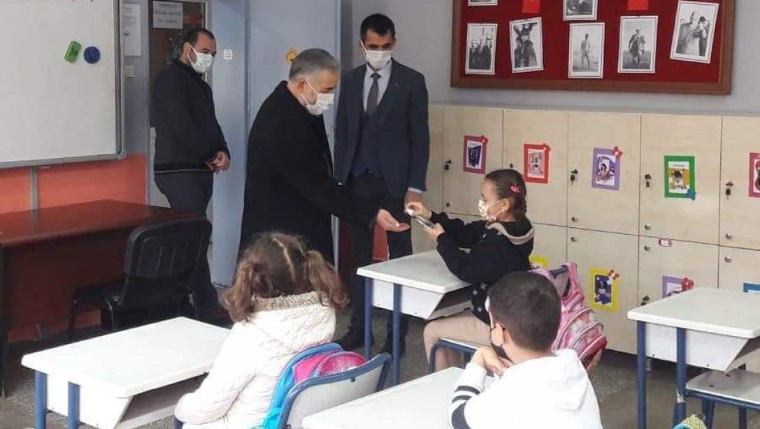 İlçe Milli Eğitim Müdürümüz Murat Çulfaz ilçemiz okullarını ziyaret etti. 