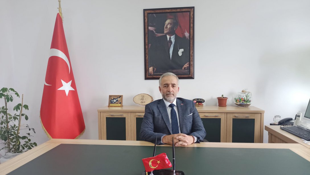 İlçe Milli Eğitim Müdürümüz Murat Çulfaz'ın Ara Tatil Mesajı