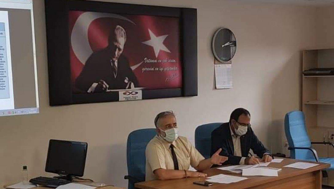 İlçe Milli eğitim Müdürümüz Murat Çulfaz Başkanlığında Okul Müdürlerimiz İle YÖGEP Ekim Ayı Toplantısı Yapıldı.
