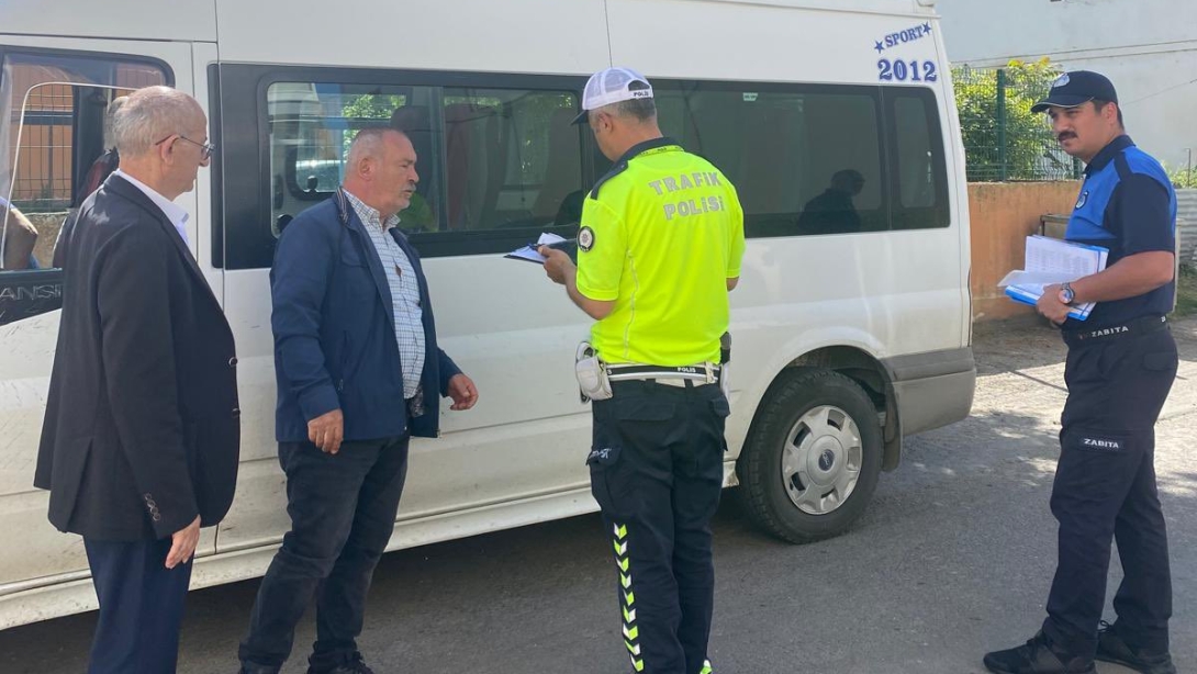 Perşembede Okullar Tatil mi?
